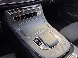 Mercedes-Benz E-Klasse 300 E AMG LINE / 21