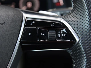 Audi A6 Avant 55 TFSI e quattro Competition | SOH 89% | Panoramadak / 48