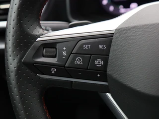 SEAT Leon Sportstourer 1.5 TSi 204 Pk e-Hybrid FR Business / 22