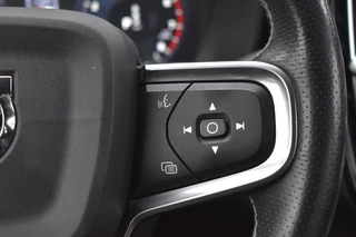 Volvo XC40 2.0 T4 R-DESIGN STOEL+STW VERW. / EL. A-KLEP / EL. WEGKLAP TREKHAAK / 21