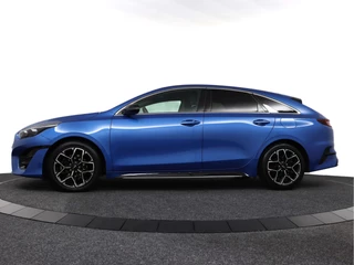 Kia ProCeed 1.5 T-GDi GT-Line Automaat  - Stoel-/stuurverwarming - Navigatie - Cruise Control - Airco - Climate Control - Fabrieksgarantie tot 03-2031 / 4