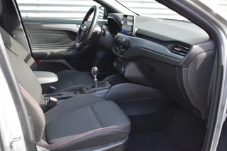 Ford Focus WAGON 1.0 ECOBOOST HYBRID ST LINE STYLE / WINTERPAKKET / KEYLESS / LED PAKKET / 11