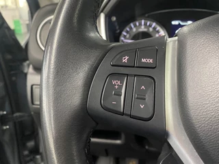 Suzuki Vitara 1.4 Boosterjet Style Smart Hybrid/ Nederlandse auto/ Afneembare trekhaak/ Pano/ Parkeersensoren/ Achteruitrijcamera / 18