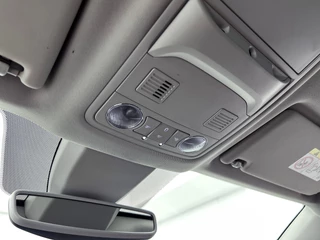 Skoda Karoq 1.5 TSI ACT Style | Automaat | Adaptive cruise control | Stoelverwarming | CarPlay | Afneembare trekhaak / 32