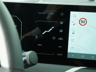 Kia EV5 GT-Line Business Edition 81.4 kWh Demo - Schuif-/Kanteldak - Stoel-/Stuurverwarming - 1200KG Trekgewicht - Apple Carplay/Android Auto - Achteruitrijcamera - - Fabrieksgarantie t/m 02-2033 / 30