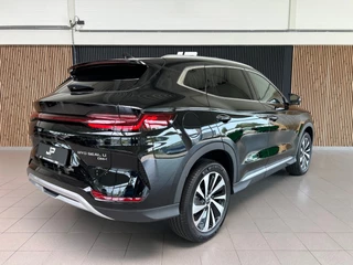 Byd SEAL U 1.5 DM- i FWD NAVI| PANO| 360 CAMERA| LEDER| INFINITY| FABRIEKSGARANTIE TOT 2032| 218PK / 15
