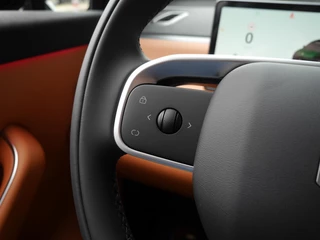 Leapmotor C10 Design REEV 28.4 kWh | Trekhaak | Full options | Stuurverwarming | Stoelverwarming en koeling | Elektrisch verstelbare voorstoelen | Navigatie | Keyless entry & start | 20 inch lichtmetalen velgen | Led verlichting / 20