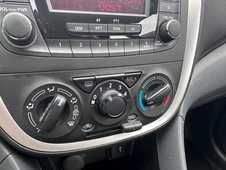 Suzuki Celerio 1.0 Comfort Dealer onderhouden '' Trekhaak - Airco - Allseasonbanden '' / 17