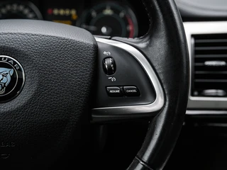 Jaguar XF 2.2d R-Sport Schuifdak | Xenon | Keyless | Leder/Alcantara | Camera | Stoelverwarming | Meridian | PDC v+a / 23
