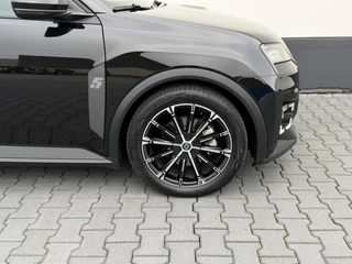 Renault 5 Urban Range Techno 40 kWh | Adaptive cruise | Pack Winter | Camera | Full LED / 19