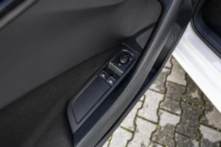 Škoda Kamiq 1.0 TSI Ambition  | NL Auto | LED | Carplay / 21