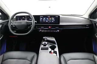 Kia EV6 Plus 84 kWh - Stoel-/stuurverwarming - Navigatie - Cruise Control Adaptief - Apple CarPlay/Android Auto - Fabrieksgarantie tot 02-2032 / 30