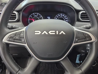 Dacia Duster 1.3 TCe 150 Journey  Navigatie CruiseControl Trekhaak / 10