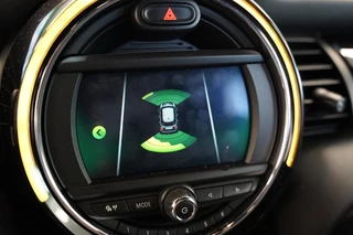 MINI 5-deurs 1.5 Cooper Chili  Navigatie Full-led CruiseControl / 15