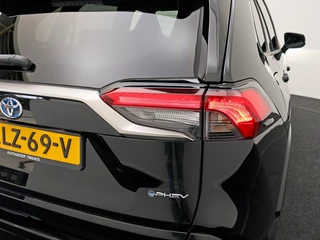 Toyota RAV4 2.5 Plug in Hybrid AWD Style LED | Winterpack | Navigatie / 46