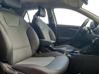 Kia Niro 1.6 GDi Hybrid DynamicLine | Trekhaak | Navigatie | Camera | Adaptieve cruise control | Apple Carplay / Android Auto | Verbruik 1 op 20! / 18