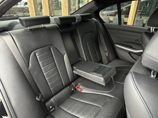 Bmw 3-serie 330i xDrive M-sport | 360 Camera | Keyless | Sfeerverlichting | / 10