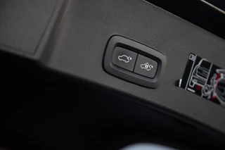 Volvo XC40 2.0 B4 Inscription Leder|Keyless|DAB+|LED / 31