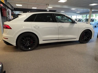 Audi Q8 60 TFSI e quattro Pro Line S Competition 489pk | Panoramadak | luchtvering | head-up | 360 camera | 22 inch / 8
