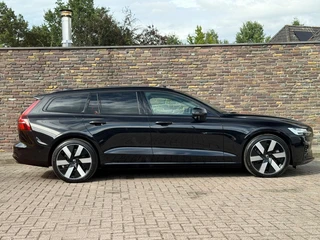 Volvo V60 2.0 T6 AWD Ultra Dark Panodak Leer H&K Head up / 10