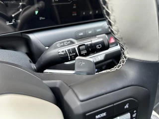 Kia K4 1.0 T-GDi MHEV GT-Line Launch Edition (pano) | Stoel & stuurverwarming | Wireless carplay/android auto | Fabrieksgarantie t/m 6-2036 +3x 1 jaar* | metallic lak | NAP / 28