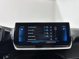 Peugeot 2008 1.2 Pure Tech GT Line|CARPLAY|LANE|360 CAMERA / 24