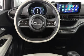 Fiat 500e La Prima 42 kWh Pano Leder Stoelverwarming JBL Camera Apple CarPlay / 8