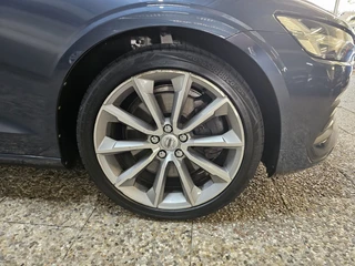 Volvo V60 2.0 T5 Momentum Geen import | Comfort stoelen / 9