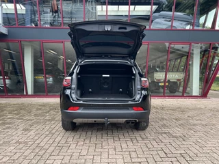 Jeep Compass 1.4 MultiAir Opening Edition Plus  | ACC | Parkeer | Beats | Trekhaak | Carplay | Navi | Stoel/Stuurverw. | / 39