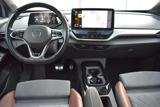 Volkswagen ID.4 First Max 77 kWh | Head-Up display | Stoelmassage | Pano | / 12