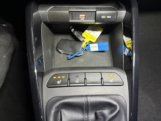 KIA Stonic 1.0 T-GDi MHEV 100pk DynamicPlusLine / 21