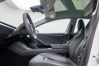 Tesla Model 3 Long Range Premium Highland AWD 78kWh SOH 92.5% l FSD4 (HW4) l AMD RYZEN l Warmtepomp / 10