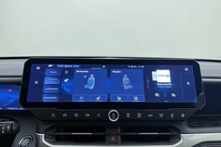 Jeep Compass First Edition 74 kWh | DEMO | Lederen bekleding | Massagestoelen | | Panoramisch Schuifdak | Stoelventilatie en verwarming | Keyless | Climate control | Draadloze telefoonlader / 33