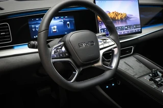 BYD Sealion Excellence AWD 91.3 kWh | PANORAMADAK | STOELVENTILATIE | ACHTERBANKVERWARMING | 360 CAMERA | 20" / 36