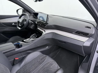 Peugeot 3008 GT SOH: 99% | PHEV | APPLE CARPLAY | ELEKTRISCHE ACHTERKLEP | CAMERA VOOR + ACHTER | ADAPTIVE CRUISE CONTROL | FOCAL AUDIO | DODEHOEK DETECTIE| RIJKLAARPRIJS INCL. 12 MND BOVAG GARANTIE / 46