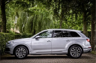 Audi Q7 55 TFSI e Quattro S-Line  S Sportstoel Matrix LED Air Suspension Luchtvering / 4