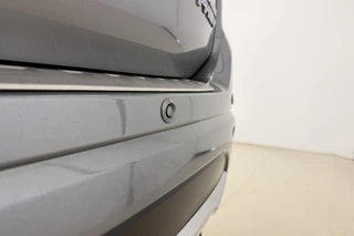 Mitsubishi Outlander 2.0 PHEV Automaat instyle | Navigatie | Lederen bekleding | Achteruitrijcamera | Elektrische achterklep | Stoel- en stuurverwarming | Verwarmd voorraam / 8
