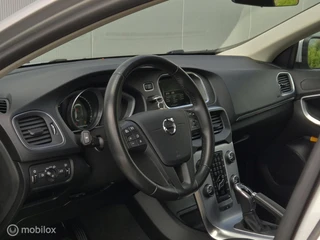 VOLVO V40 1.5 T2 EDITION AUTOMAAT/LED/NAVI/BLUETOOTH/CRUISE/16''LMV / 20