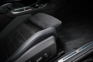 BMW 1-serie 123 xDrive | INNOVATION PACK | PANORAMADAK | STUURVERWARMING | MASSAGE |  HEAD UP | 360 CAMERA | 19" / 11
