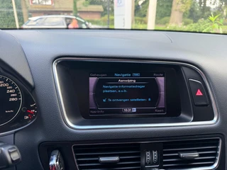Audi Q5 2.0 TFSI quattro S Edition / 40