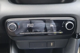 Toyota Yaris 1.5 HYBRID DYNAMIC LED LMV-16" APPLE/ANDROID KEYLESS NAVI ALL-SEASON DEALER ONDERHOUDEN / 28