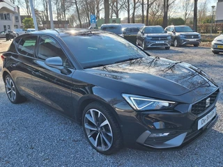 SEAT Leon TSI 204pk DSG Hybrid PHEV FR (Pano,Trekhaak,Camera,Virtual) / 7