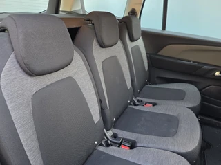 Citroën Grand C4 Picasso 1.2 PureTech 7 PERSOONS NAVI TEL LM PDC CC / 19