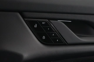 Porsche Taycan 4S Performance 493pk 84 kWh 90% SOH Warmtepomp Sportstoelen BOSE Camera Stoelverwarming Panoramadak / 10