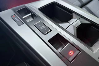 Opel Grandland Electric GS 73 kWh | Stoelverwarming | Verwarmd stuurwiel | Adaptieve Cruise Control | 360° Camera | Panoramisch schuif/kantel dak | Matrix LED koplampen | 20'' Lichtmetalen velgen / 30