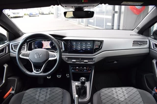 Volkswagen Polo 1.0 TSI R-Line Business | Pano | IQ | Beats | Stoelverwarming / 12
