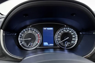 Suzuki Vitara 1.4 Boosterjet Style Smart Hybrid | Parkeersensoren | Navigatie | Cruise control | Climate control | Achteruitrijcamera / 30