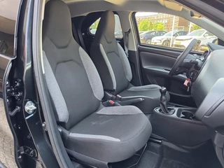Toyota Aygo X 1.0 VVT-i MT first AD-CRUISE APPLE/ANDROID DONKERE RAMEN LM-VELGEN DAB+ NL-AUTO / 13