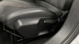 Peugeot 308 SW 1.2 PureTech Blue Lease Allure TREKHAAK CAMERA NAVI CRUISE LM. / 24
