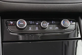 Opel Grandland 1.2 Turbo Level 3 Trekhaak Stuur/Stoelverwarming Keyless / 40